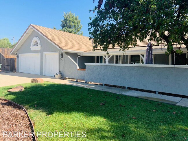 Building Photo - 3 br, 2.5 bath House - 1709 La Valhalla Pl