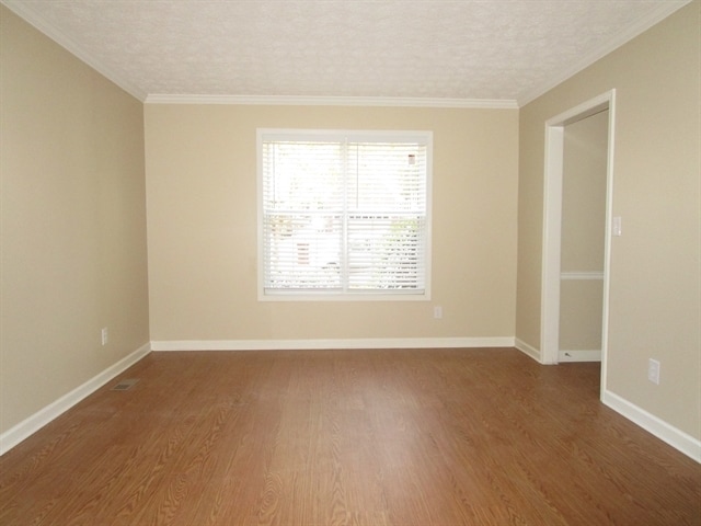 Foto del edificio - 700 Rosehill Ln