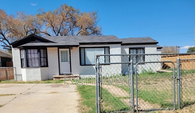 Foto del edificio - 2602 Amherst St