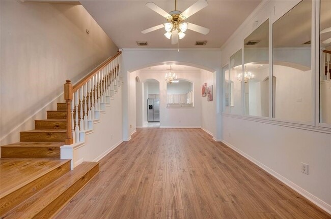 Foto del edificio - 2710 Grants Lake Blvd