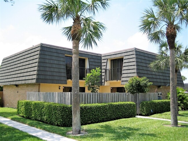 Photo - 619 6th Way Townhome
