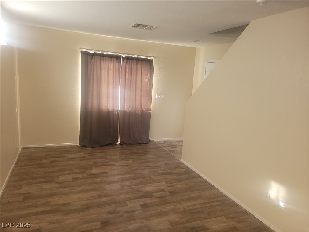 Primary Photo - 2286 Diamond Pointe St