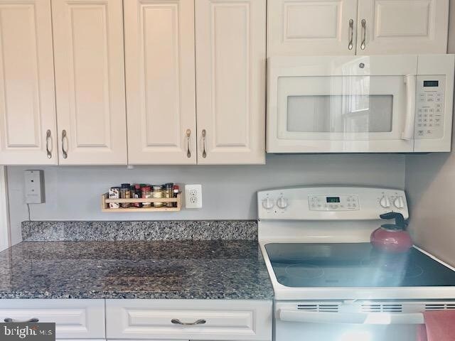 Foto del edificio - 13006 Freeland Road