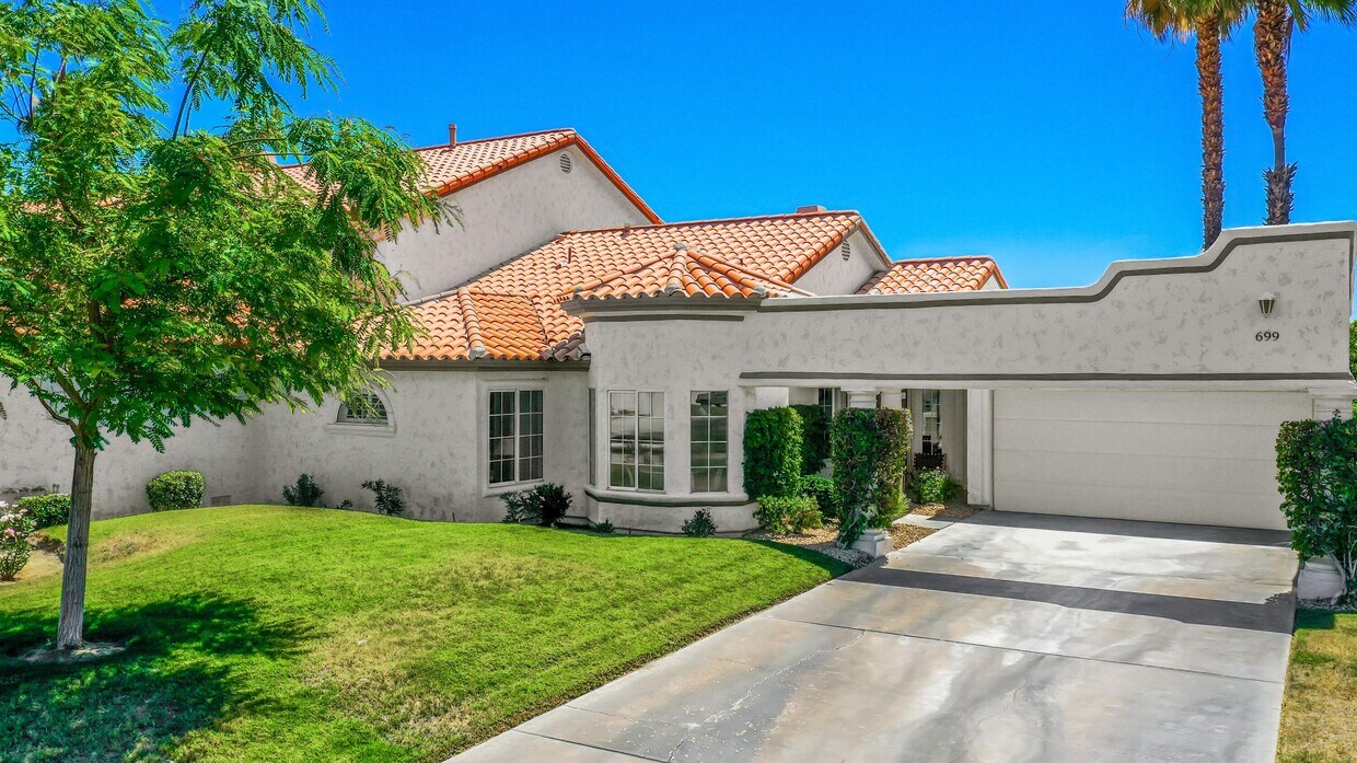 Foto principal - 699 Vista Lago Cir N
