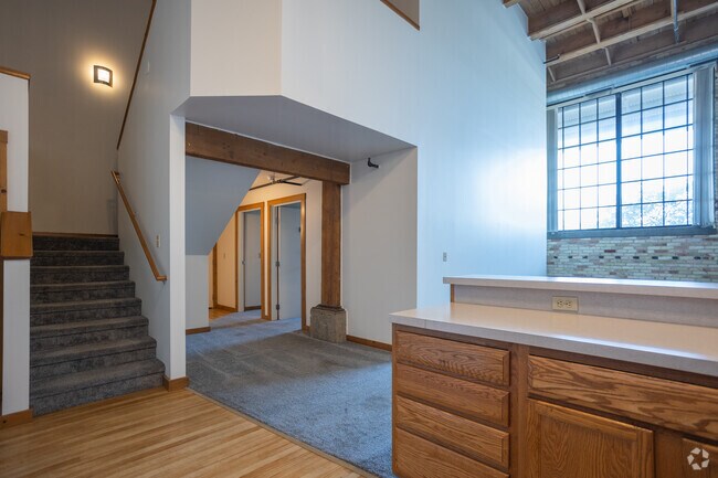 Foto del interior - Off Broadway Apartments - Price Per Bedroom