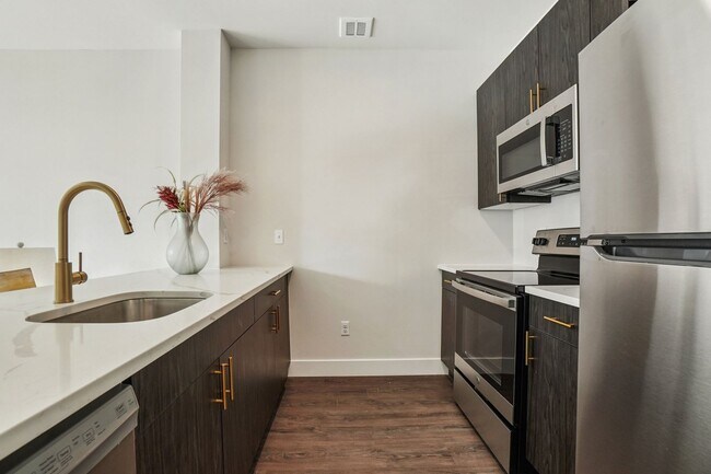 Interior Photo - Cortlandt Terrace