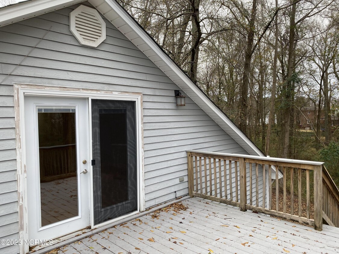 4135 Dr. M.L.K. Jr Blvd, New Bern, NC 28562 Room for Rent in New Bern