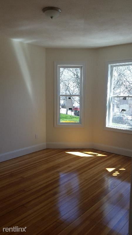 Building Photo - 31 Edison Grn