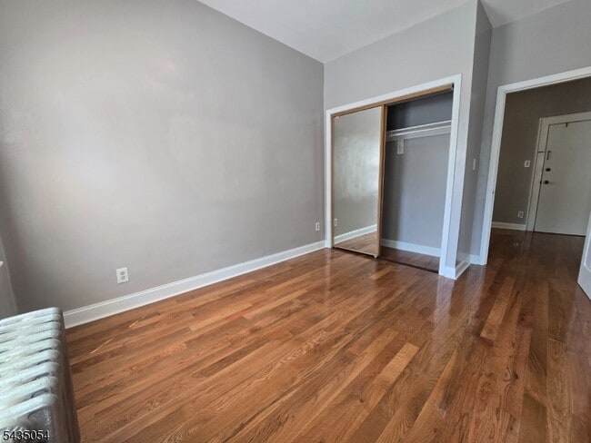 Building Photo - 170 Bellevue St