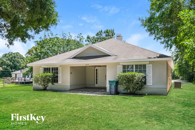 Foto del edificio - 3085 Packard Ave