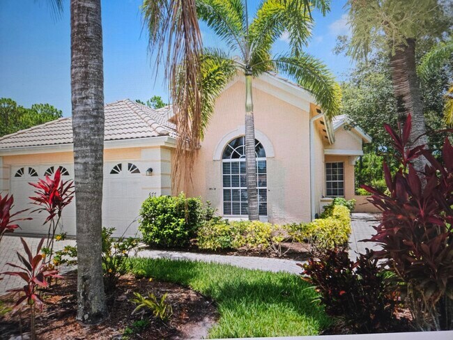 Building Photo - 677 SW Andros Cir