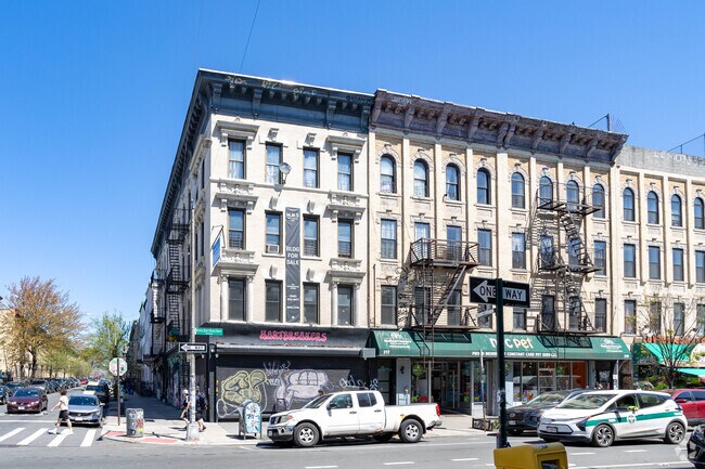 Foto del edificio - 313 Knickerbocker Ave