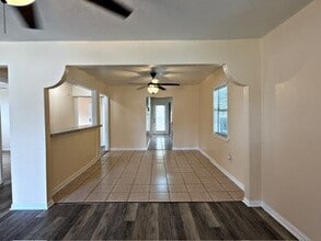 Building Photo - 307 Campbell Ave