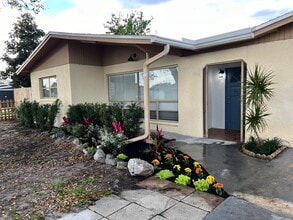 Building Photo - 1934 Wallace Ave Building Photo - 1934 Wallace Ave