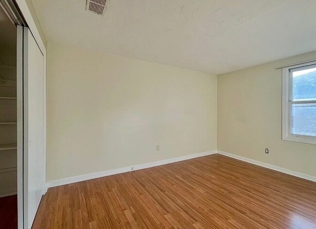 Building Photo - 350 Neponset St