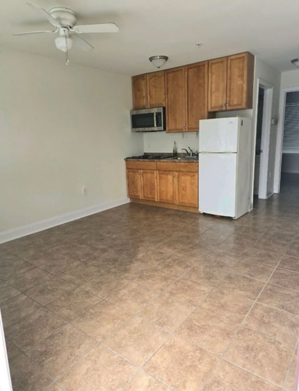 Building Photo - 2810 Pacific Ave