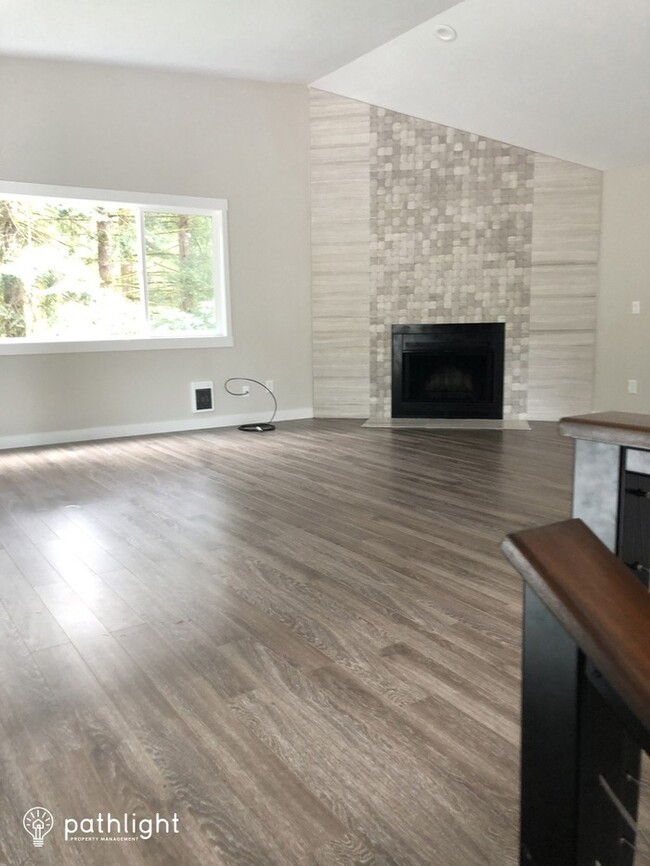 Building Photo - 7112 Glen Annie Lane Southwest, Olympia, W...