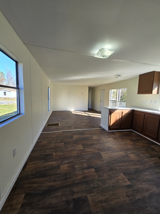 Foto del edificio - 8582 Rye Patch Rd