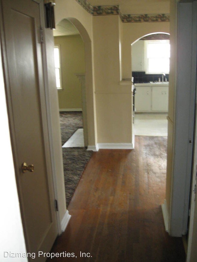 Foto del edificio - 1426 N Broadway Ave