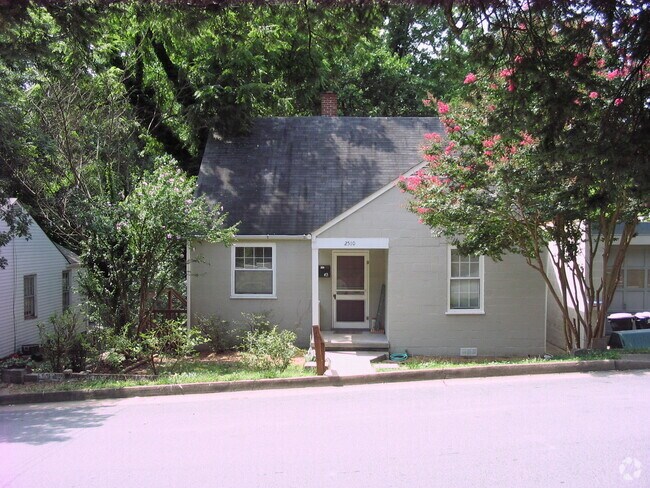 Building Photo - 2510 Westerly Ave