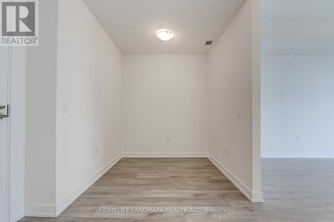 Building Photo - 28 Freeland St