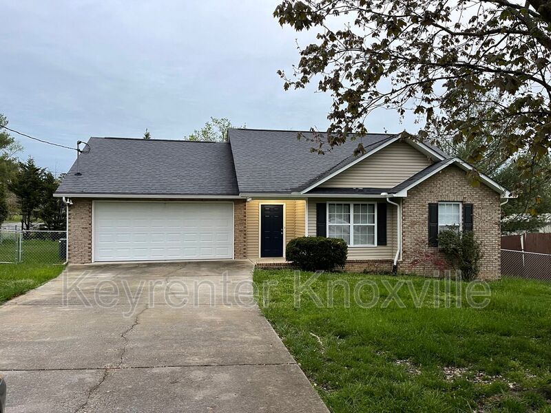 6830 Ward Rd, Knoxville, TN 37918 House Rental in Knoxville, TN