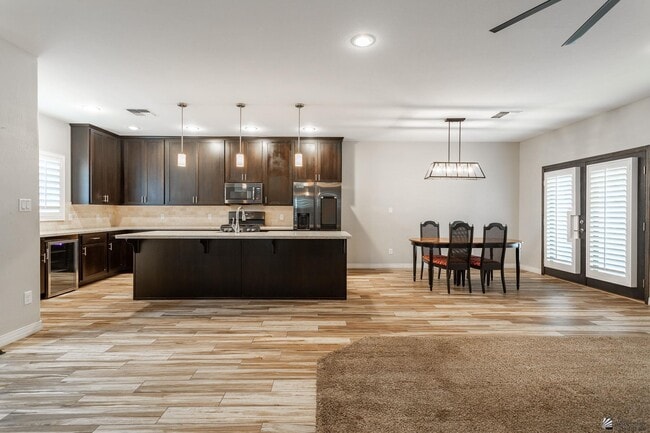 Foto del edificio - 3734 W 36th Pl