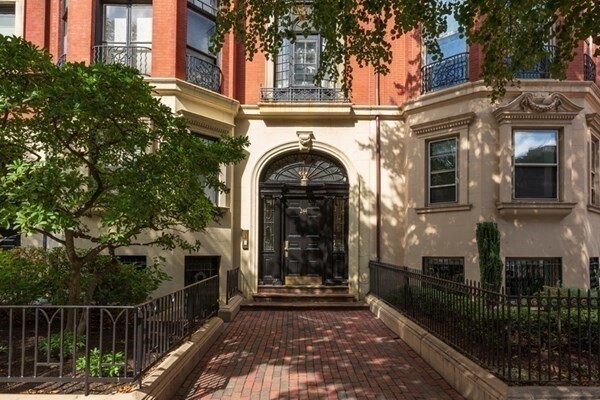 Foto principal - 244 Beacon St