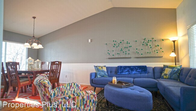 Foto del edificio - 3 br, 3 bath House - 9877 Atherton Way