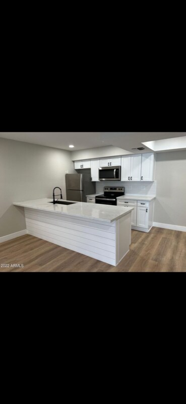 Foto principal - 4554 E Paradise Village Pkwy N