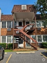 Building Photo - 274 Hooker Ave