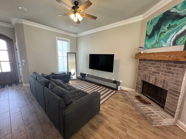 Foto del edificio - Gorgeous 3 bedroom Home - Built in 2023!