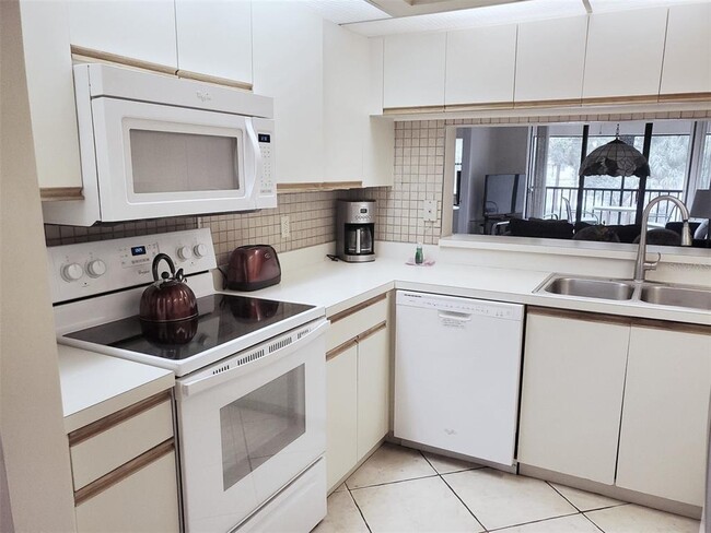Foto del edificio - 4610 47th Ave W