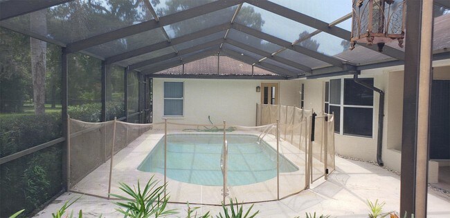 Building Photo - 11330 Long Hill Ct