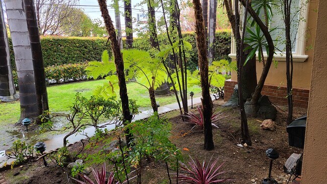 Foto del edificio - 4023 1/2 S Centinela Ave