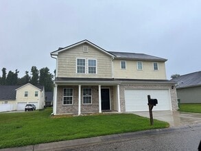Building Photo - 304 Foxtrot Trl