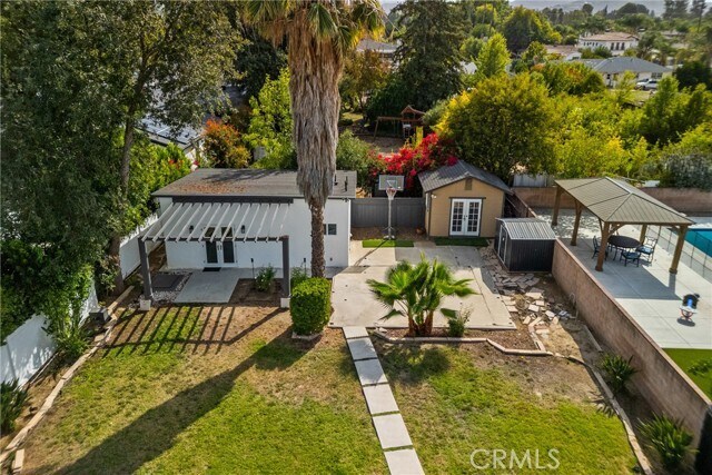 Building Photo - 23036 Burbank Blvd