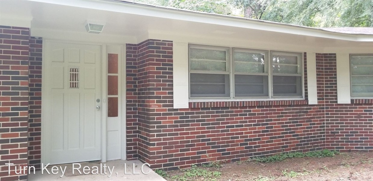 Primary Photo - 4 br, 3 bath House - 3315 Wood Drive NE