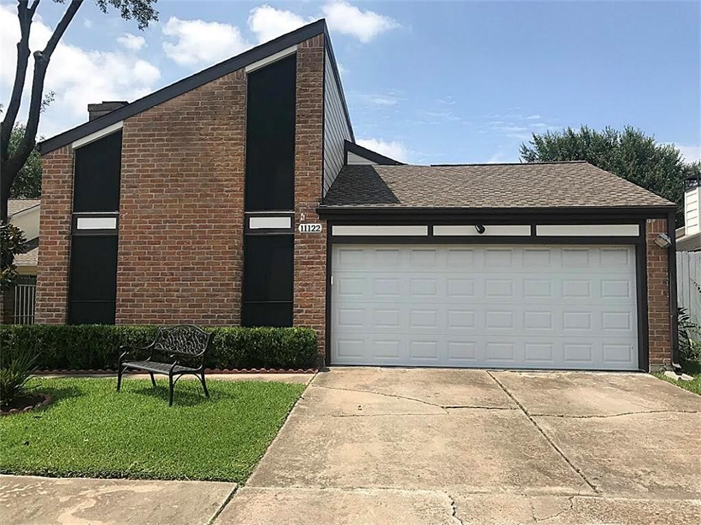 Foto principal - 11122 Midhurst Dr
