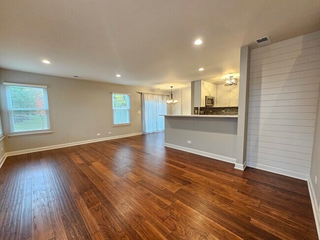 Foto del edificio - 420 Wedgewood Cir