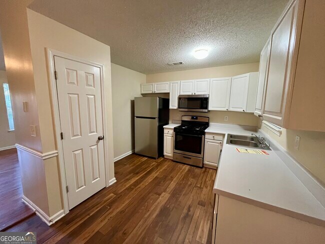 Foto del edificio - 260 Windscape Dr