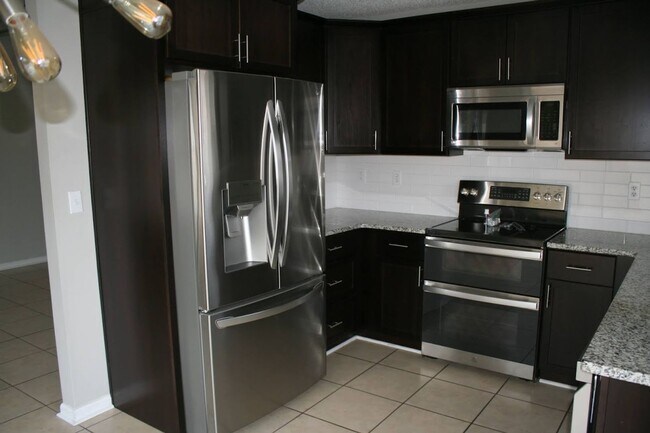 Building Photo - 3025 Westwinds Court, Charlotte, NC 28214