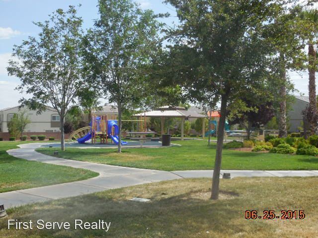 Building Photo - 3 br, 2.5 bath House - 6316 Desert Leaf Un...