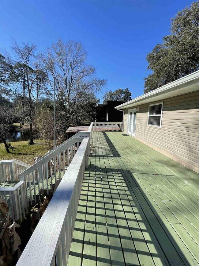 Foto del edificio - 6575 Park Ave