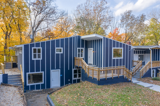 Building Photo - 14994 Allisonville Rd