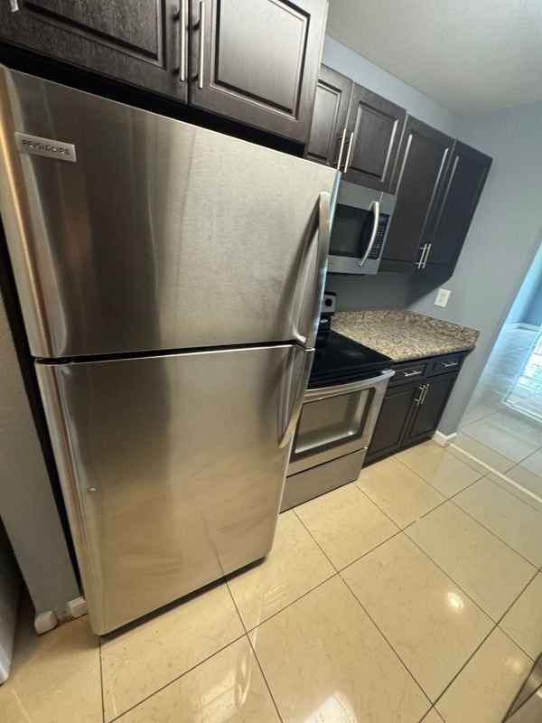 Foto del edificio - 8787 NW 39th St