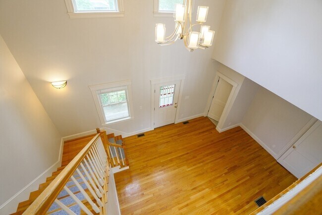 Building Photo - 3 A Allen St