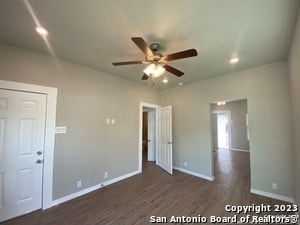 Foto del edificio - 350 Barrett Pl