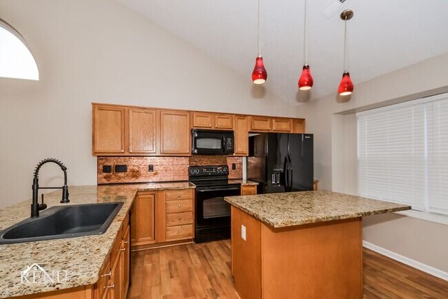 Building Photo - 258 Steeplechase Ln
