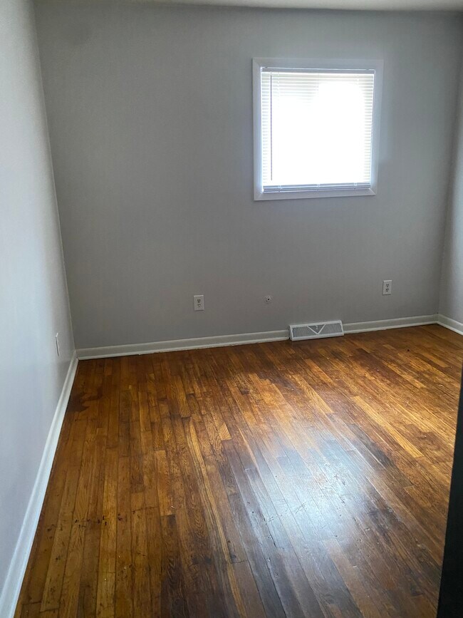 Bedroom 1 - 345 S Curry Pike